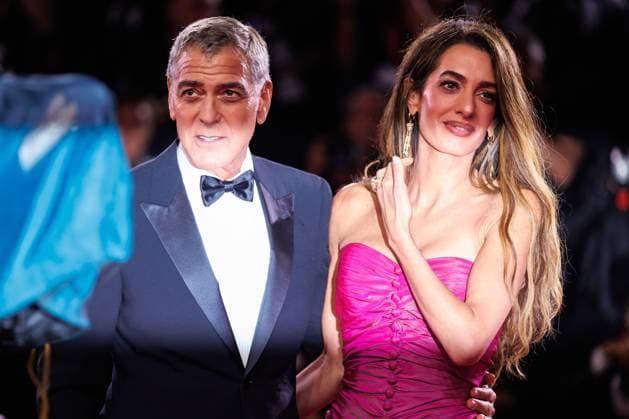 Red carpet of the film Jay Kelly at the 82nd Venice Film Festival in Venice - 28 Aug 2025 George Clooney and Amal Clooney attend the red carpet of the film Jay Kelly at the Palazzo del Cinema during the 82nd Venice Film Festival. Venice Italy Copyright: xMarcoxBaradax xSOPAxImagesx MBARADA_0002