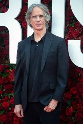 The Roses UK Premiere Arrivals at Odeon Luxe, Leicester Square, London, UK Director Jay Roach attends The The Roses UK Premiere at Odeon Luxe, Leicester Square, London, England, UK on Thursday 28 August, 2025., Credit:Justin Ng Avalon UK, England, London, Odeon Luxe, Leicester Square Copyright: xJustinxNgx xAvalonx 1032180639