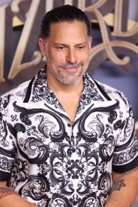 August 28, 2025, Las Vegas, Nevada, USA: JOE MAGANIELLO on the yellow carpet for the world premiere of the Wizard of Oz at Sphere in Las Vegas, Nevada. Las Vegas USA - ZUMAg247 20250828_znp_g247_011 Copyright: xGagexSkidmorex