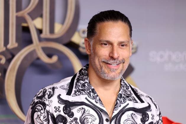 August 28, 2025, Las Vegas, Nevada, USA: JOE MAGANIELLO on the yellow carpet for the world premiere of the Wizard of Oz at Sphere in Las Vegas, Nevada. Las Vegas USA - ZUMAg247 20250828_znp_g247_013 Copyright: xGagexSkidmorex