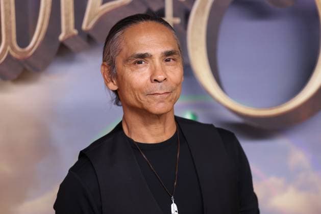 August 28, 2025, Las Vegas, Nevada, USA: ZAHN MCCLARNON on the yellow carpet for the world premiere of the Wizard of Oz at Sphere in Las Vegas, Nevada. Las Vegas USA - ZUMAg247 20250828_znp_g247_022 Copyright: xGagexSkidmorex