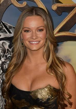 LAS VEGAS, NV - AUGUST 28: Caitlin O Connor at the world premiere of The Wizard of Oz at Sphere in Las Vegas, Nevada on August 28, 2025. Copyright: xDeexCeexCarterx