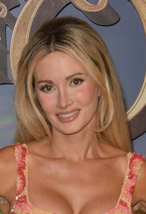 LAS VEGAS, NV - AUGUST 28: Holly Madison at the world premiere of The Wizard of Oz at Sphere in Las Vegas, Nevada on August 28, 2025. Copyright: xDeexCeexCarterx