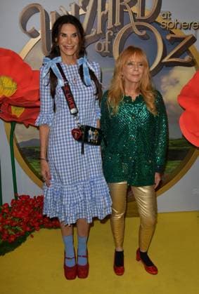 LAS VEGAS, NV - AUGUST 28: Hilary Shepard Turner and Rosanna Arquette at the world premiere of The Wizard of Oz at Sphere in Las Vegas, Nevada on August 28, 2025. Copyright: xDeexCeexCarterx