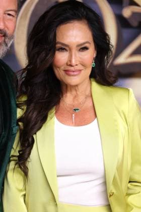 August 28, 2025, Las Vegas, Nevada, USA: TIA CARRERE on the yellow carpet for the world premiere of the Wizard of Oz at Sphere in Las Vegas, Nevada. Las Vegas USA - ZUMAg247 20250828_znp_g247_032 Copyright: xGagexSkidmorex