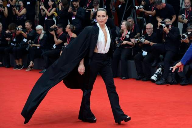 Noomi Rapace at the premiere of the feature film Bugonia at the Biennale di Venezia 2025 82 Venice International Film Festival at the Palazzo del Cinema Venice, 28 08 2025 Foto:xA.xM.xTinghinox xFuturexImagex bugonia_5702