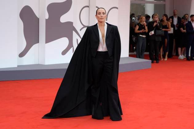 Noomi Rapace at the premiere of the feature film Bugonia at the Biennale di Venezia 2025 82 Venice International Film Festival at the Palazzo del Cinema Venice, 28 08 2025 Foto:xA.xM.xTinghinox xFuturexImagex bugonia_5707