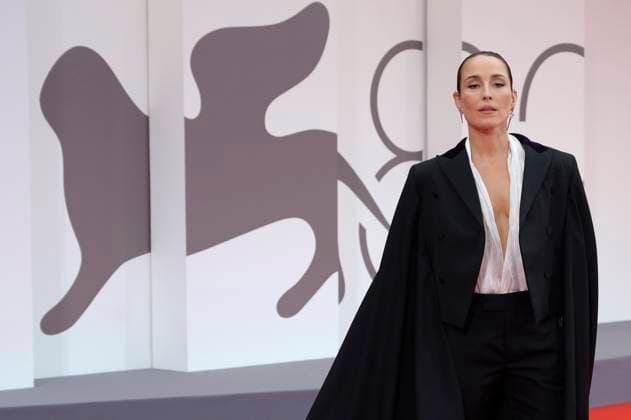 Noomi Rapace at the premiere of the feature film Bugonia at the Biennale di Venezia 2025 82 Venice International Film Festival at the Palazzo del Cinema Venice, 28 08 2025 Foto:xA.xM.xTinghinox xFuturexImagex bugonia_5708