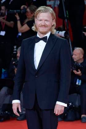 Jesse Plemons at the premiere of the feature film Bugonia at the Biennale di Venezia 2025 82 Venice International Film Festival at the Palazzo del Cinema Venice, 28 08 2025 Foto:xA.xM.xTinghinox xFuturexImagex bugonia_5723