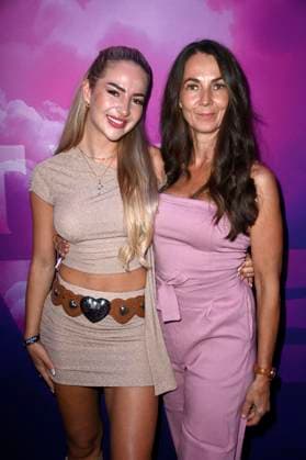 Emma Fernlund and Julia Bimbaum at the premiere of the reality show The Power at Alice Rooftop Garden Berlin, 28 08 2025 Foto:xN.xKubelkax xFuturexImagex power_5861