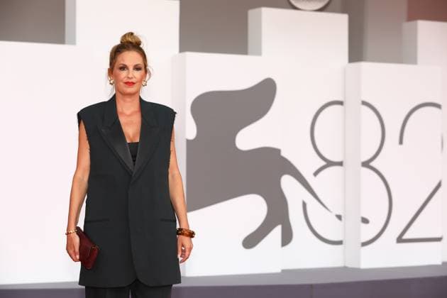 August 29, 2025, Venice, Veneto, Italy: AGATHE RIEDINGER on the red carpet for the A Pied d Oeuvre Premiere screening at the 82nd Venice Film Festival at the Venice Lido, Italy. Venice Italy - ZUMAc179 20250829_zep_c179_105 Copyright: xMickaelxChavetx