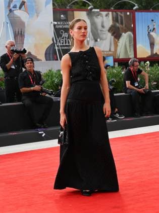Venice, 82nd Venice International Film Festival 2025 - evening 3 - red carpet of the film A Pied D Oeuvre In the photo Lou Lampros  Copyright: xAlbertoxTerenghix xipa-agency.netx xPoolxPhotoxEventsx06x IPA_Agency_IPA63580854