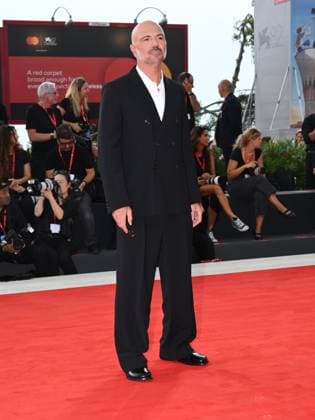 Venice, 82nd Venice International Film Festival 2025 - evening 3 - red carpet of the film A Pied D Oeuvre In the photo Julien Colonna  Copyright: xAlbertoxTerenghix xipa-agency.netx xPoolxPhotoxEventsx06x IPA_Agency_IPA63580867