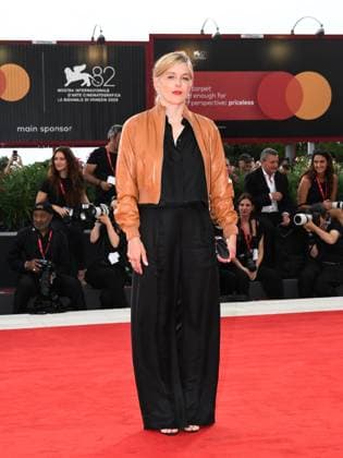 Venice, 82nd Venice International Film Festival 2025 - evening 3 - red carpet for the film A Pied D Oeuvre In the photo: Valerie Donzelli  Copyright: xAlbertoxTerenghix xipa-agency.netx xPoolxPhotoxEventsx06x IPA_Agency_IPA63580914