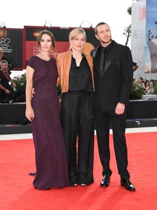 Venice, 82nd Venice International Film Festival 2025 - evening 3 - red carpet of the film A Pied D Oeuvre In the photo: Virginie Ledoyen, Valerie Donzelli, Bastien Bouillon  Copyright: xAlbertoxTerenghix xipa-agency.netx xPoolxPhotoxEventsx06x IPA_Agency_IPA63580930