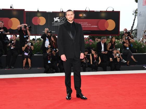 Venice, Italy: Venice, 82nd Venice International Film Festival 2025 - evening 3 - red carpet of the film A Pied D Oeuvre In the photo Bastien Bouillon Venice Italy  - ZUMAp169 20250829_zea_p169_611 Copyright: xAlbertoxTerenghix