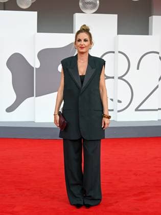 Venice, 82nd Venice International Film Festival 2025 - Evening 3 - Red Carpet for the film A Pied D Oeuvre - Pictured: Agathe Riedinger  Copyright: xManuelexMangiarottix xipa-agency.netx xPoolxPhotoxEventsx06x IPA_Agency_IPA63581559