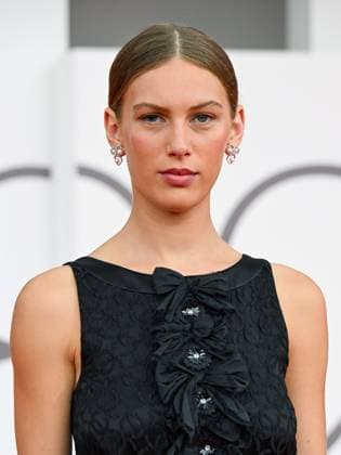 Venice, ITALY: Venice, 82nd Venice International Film Festival 2025 - Evening 3 - Red Carpet for the film A Pied D Oeuvre - Pictured: Lou Lampros Venice ITALY  - ZUMAp169 20250829_zea_p169_688 Copyright: xManuelexMangiarottix