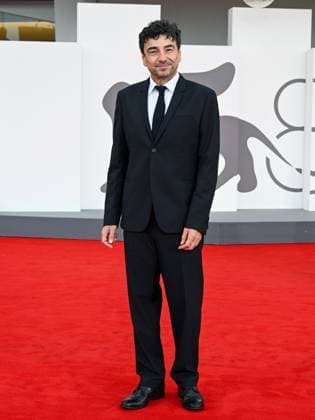 Venice, ITALY: Venice, 82nd Venice International Film Festival 2025 - Evening 3 - Red Carpet for the film A Pied D Oeuvre - Pictured: Franck Courtes Venice ITALY  - ZUMAp169 20250829_zea_p169_709 Copyright: xManuelexMangiarottix