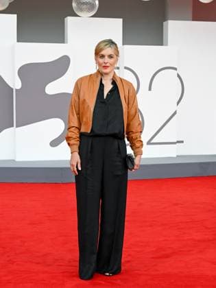 Venice, ITALY: Venice, 82nd Venice International Film Festival 2025 - Evening 3 - Red Carpet for the film A Pied D Oeuvre - Pictured: ValÃ rie Donzelli Venice ITALY  - ZUMAp169 20250829_zea_p169_723 Copyright: xManuelexMangiarottix