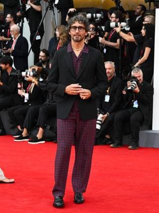 Venice, Italy: Venice, 82nd Venice International Film Festival 2025 - Evening 3 - The red carpet for the film After The Hunt. Pictured is Simone Marchetti. Venice Italy  - ZUMAp169 20250829_zea_p169_768 Copyright: xManuelexMangiarottix
