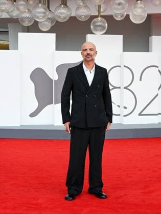 Venice, ITALY: Venice, 82nd Venice International Film Festival 2025 - Evening 3 - Red Carpet for the film A Pied D Oeuvre - Pictured: Julien Colonna Venice ITALY  - ZUMAp169 20250829_zea_p169_732 Copyright: xManuelexMangiarottix
