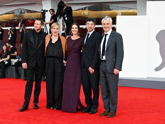 Venice, ITALY: Venice, 82nd Venice International Film Festival 2025 - evening 3 - red carpet for the film A Pied D Oeuvre - Pictured: Bastien Bouillon, ValÃ rie Donzelli, Virginie Ledoyen, Franck Courtes, Alain Goldman Venice ITALY  - ZUMAp169 20250829_zea_p169_752 Copyright: xManuelexMangiarottix