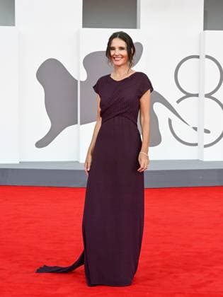 Venice, ITALY: Venice, 82nd Venice International Film Festival 2025 - Evening 3 - Red Carpet for the film A Pied D Oeuvre - Pictured: Virginie Ledoyen Venice ITALY  - ZUMAp169 20250829_zea_p169_771 Copyright: xManuelexMangiarottix