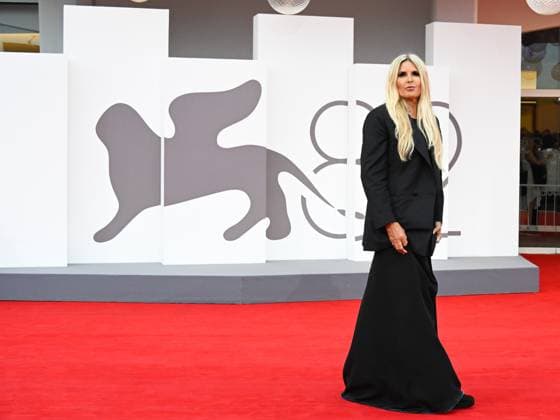 Venice, Italy: Venice, 82nd Venice International Film Festival 2025 - Evening 3 - The red carpet for the film After The Hunt. Pictured: Tiziana Rocca Venice Italy  - ZUMAp169 20250829_zea_p169_774 Copyright: xManuelexMangiarottix