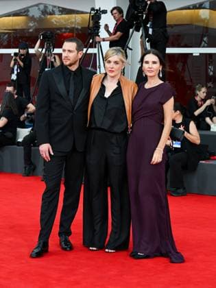Venice, ITALY: Venice, 82nd Venice International Film Festival 2025 - evening 3 - red carpet of the film A Pied D Oeuvre - In the photo: Bastien Bouillon, ValÃ rie Donzelli, Virginie Ledoyen, Venice ITALY  - ZUMAp169 20250829_zea_p169_785 Copyright: xManuelexMangiarottix