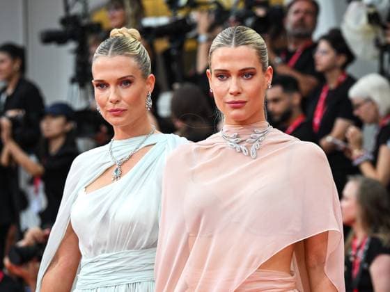 Venice, 82nd Venice International Film Festival 2025 - Evening 3 - The red carpet for the film After The Hunt. Pictured are Lady Amelia and Eliza Spencer.  Copyright: xLadyxAmeliaxedxElizaxSpencerx xipa-agency.netx xPoolxPhotoxEventsx06x IPA_Agency_IPA63582772