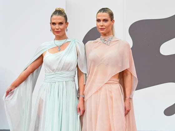 Venice, 82nd Venice International Film Festival 2025 - Evening 3 - The red carpet for the film After The Hunt. Pictured are Lady Amelia and Eliza Spencer.  Copyright: xLadyxAmeliaxedxElizaxSpencerx xipa-agency.netx xPoolxPhotoxEventsx06x IPA_Agency_IPA63582812