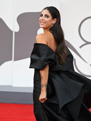 Venice, 82nd Venice International Film Festival 2025 - Evening 3 - Red Carpet for the film After The Hunt - Pictured: Martina Luchena  Copyright: xManuelexMangiarottix xipa-agency.netx xPoolxPhotoxEventsx06x IPA_Agency_IPA63582833