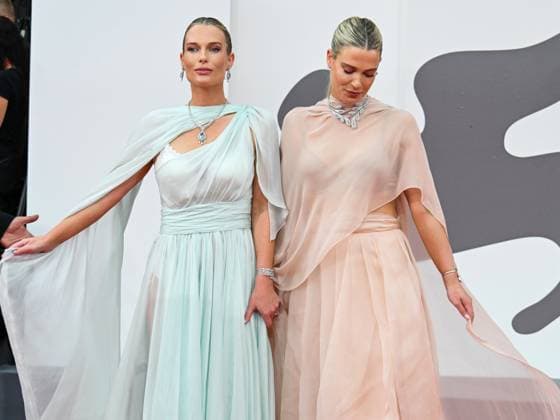 Venice, ITALY: Venice, 82nd Venice International Film Festival 2025 - evening 3 - red carpet of the film After The Hunt - Pictured: Lady Amelia and Eliza Spencer Venice ITALY  - ZUMAp169 20250829_zea_p169_815 Copyright: xManuelexMangiarottix