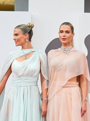 Venice, Italy: Venice, 82nd Venice International Film Festival 2025 - Evening 3 - The red carpet for the film After The Hunt. Pictured are Lady Amelia and Eliza Spencer. Venice Italy  - ZUMAp169 20250829_zea_p169_848 Copyright: xLadyxAmeliaxedxElizaxSpencerx
