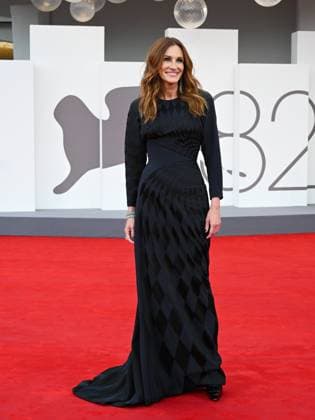 Venice, 82nd Venice International Film Festival 2025 - Evening 3 - Red Carpet for the film After The Hunt - Pictured: Julia Roberts  Copyright: xManuelexMangiarottix xipa-agency.netx xPoolxPhotoxEventsx06x IPA_Agency_IPA63583292