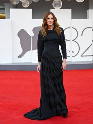 Venice, 82nd Venice International Film Festival 2025 - Evening 3 - Red Carpet for the film After The Hunt - Pictured: Julia Roberts  Copyright: xManuelexMangiarottix xipa-agency.netx xPoolxPhotoxEventsx06x IPA_Agency_IPA63583295