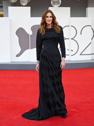 Venice, 82nd Venice International Film Festival 2025 - Evening 3 - Red Carpet for the film After The Hunt - Pictured: Julia Roberts  Copyright: xManuelexMangiarottix xipa-agency.netx xPoolxPhotoxEventsx06x IPA_Agency_IPA63583300