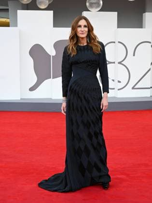 Venice, 82nd Venice International Film Festival 2025 - Evening 3 - Red Carpet for the film After The Hunt - Pictured: Julia Roberts  Copyright: xManuelexMangiarottix xipa-agency.netx xPoolxPhotoxEventsx06x IPA_Agency_IPA63583302