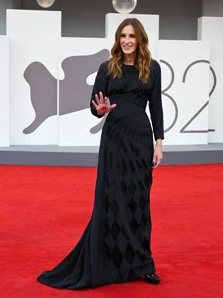 Venice, 82nd Venice International Film Festival 2025 - Evening 3 - Red Carpet for the film After The Hunt - Pictured: Julia Roberts  Copyright: xManuelexMangiarottix xipa-agency.netx xPoolxPhotoxEventsx06x IPA_Agency_IPA63583419