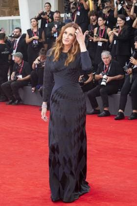 After The Hunt Red Carpet - ?The 82nd Venice International Film Festival VENICE, ITALY - AUGUST 29: Julia Roberts attends the After The Hunt red carpet during the 82nd Venice International Film Festival on August 29, 2025 in Venice, Italy. Primo Barol Anadolu Venice Italy. Editorial use only. Please get in touch for any other usage.  Copyright: x2025xAnadoluxPrimoxBarolx