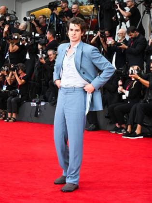 Venice, 82nd Venice International Film Festival 2025 - Evening 3 - The red carpet for the film After The Hunt. Pictured is Andrew Garfield.  Copyright: xManuelexMangiarottix xipa-agency.netx xPoolxPhotoxEventsx06x IPA_Agency_IPA63585041