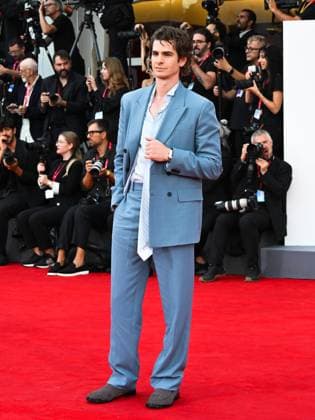 Venice, 82nd Venice International Film Festival 2025 - Evening 3 - The red carpet for the film After The Hunt. Pictured is Andrew Garfield.  Copyright: xManuelexMangiarottix xipa-agency.netx xPoolxPhotoxEventsx06x IPA_Agency_IPA63585047