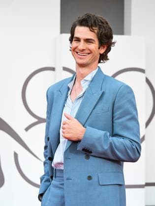 Venice, 82nd Venice International Film Festival 2025 - Evening 3 - The red carpet for the film After The Hunt. Pictured is Andrew Garfield.  Copyright: xManuelexMangiarottix xipa-agency.netx xPoolxPhotoxEventsx06x IPA_Agency_IPA63585075