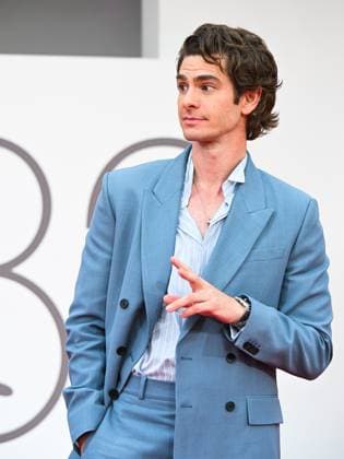 Venice, 82nd Venice International Film Festival 2025 - Evening 3 - The red carpet for the film After The Hunt. Pictured is Andrew Garfield.  Copyright: xManuelexMangiarottix xipa-agency.netx xPoolxPhotoxEventsx06x IPA_Agency_IPA63585087