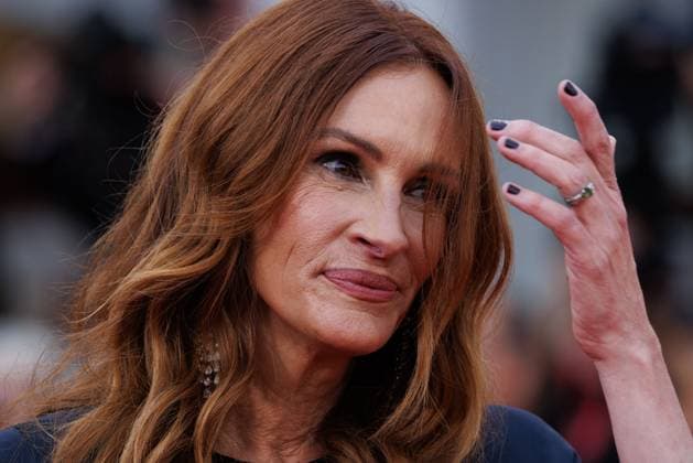 News - After The Hunt Red Carpet - The 82nd Venice International Film Festival Julia Roberts attends the After The Hunt red carpet during the 82nd Venice International Film Festival on August 29, 2025 in Venice, Italy. Photo: Cinzia Camela. Lido di Venezia Palazzo del Cinema Italy Copyright: xCinziaxCamelax xLiveMediax LPN_1998365