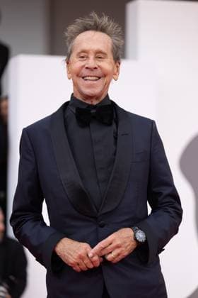 Premiere du film After the Hunt lors du 82eme Festival du film de Venise - Mostra 2025 Premiere du film After the Hunt lors du 82eme Festival du film de Venise - Mostra 2025 - Brian Grazer attends the After the Hunt red carpet during the 82nd Venice International Film Festival on August 29, 2025 in Venice, Italy.  Copyright: xKazukoxWakayamax