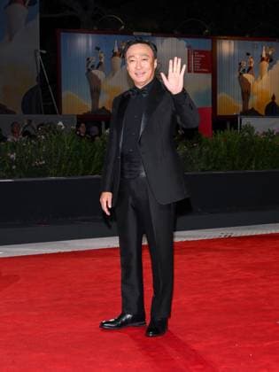 Venice, 82nd Venice International Film Festival 2025 - Evening 3 - Red Carpet for the film Calle Malaga - Pictured: Lee Sung-min  Copyright: xAlbertoxTerenghix xipa-agency.netx xPoolxPhotoxEventsx06x IPA_Agency_IPA63590517