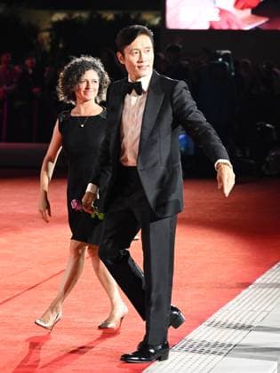 Venice, 82nd Venice International Film Festival 2025 - Evening 3 - The Red Carpet for the Film Eojjeol Suga Eopda (No Other Choice). Pictured: Lee Byung-hun  Copyright: xManuelexMangiarottix xipa-agency.netx xPoolxPhotoxEventsx06x IPA_Agency_IPA63590830