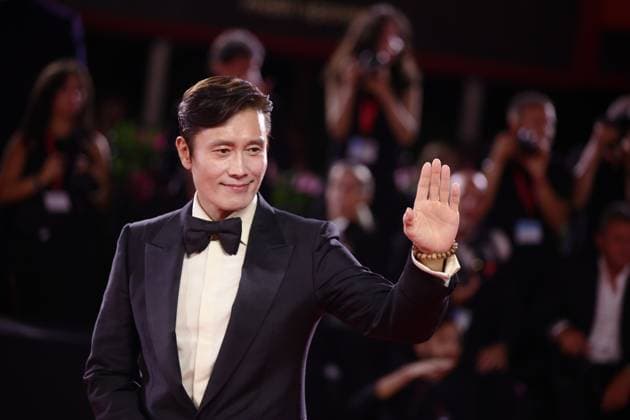 82nd Venice Film Festival - Eojjeol suga eopda (No Other Choice) VENICE, ITALY - AUGUST 29: Korean actor Lee Byung-hun attends the red carpet of the film Eojjeol suga eopda (No Other Choice) at the 82nd Venice Film Festival in Venice, Italy on August 29th, 2025 Marco Barada Anadolu Venice Italy. Editorial use only. Please get in touch for any other usage.  Copyright: x2025xAnadoluxMarcoxBaradax